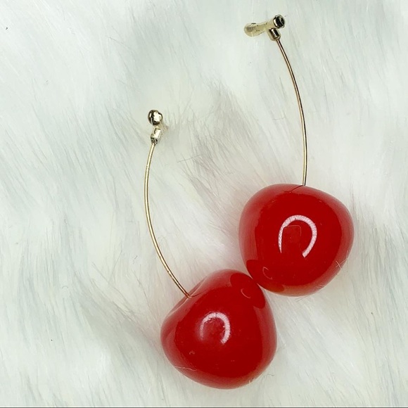 Cherry 🍒Earrings - Picture 3 of 4